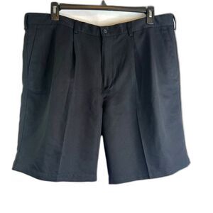 Dockers Golf Black Pleated Front Casual Shorts Men's Size W42